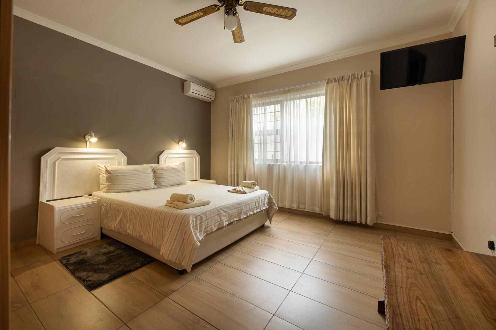 Guesthouse Fischreiher B&B Swakopmund Exteriör bild